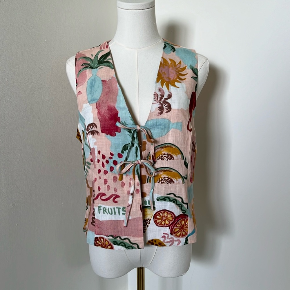 NWT Colorful Fruit Print Vest